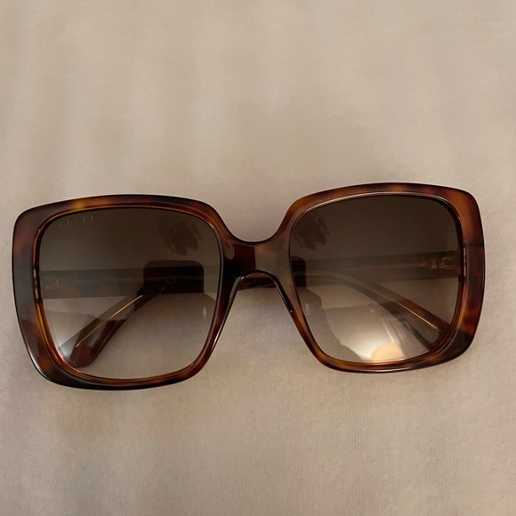 Gucci sunglasses - Picture 3 of 8